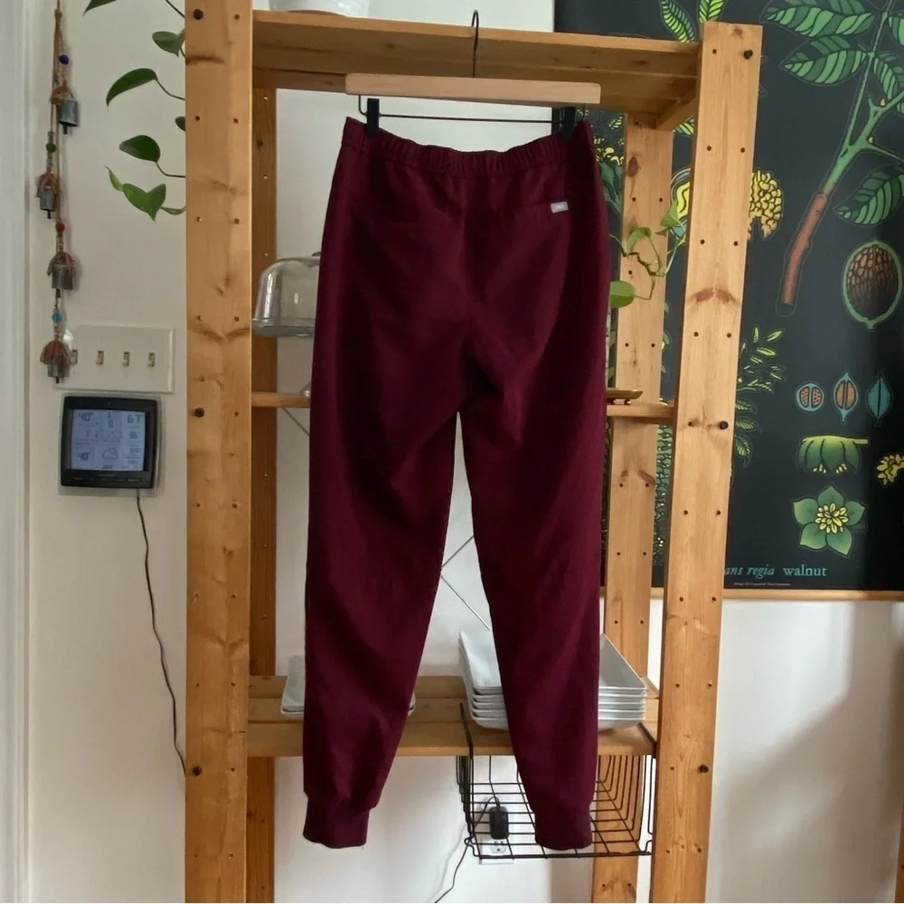 FIGS Maroon Red Tansen Jogger Scrub Pants Small